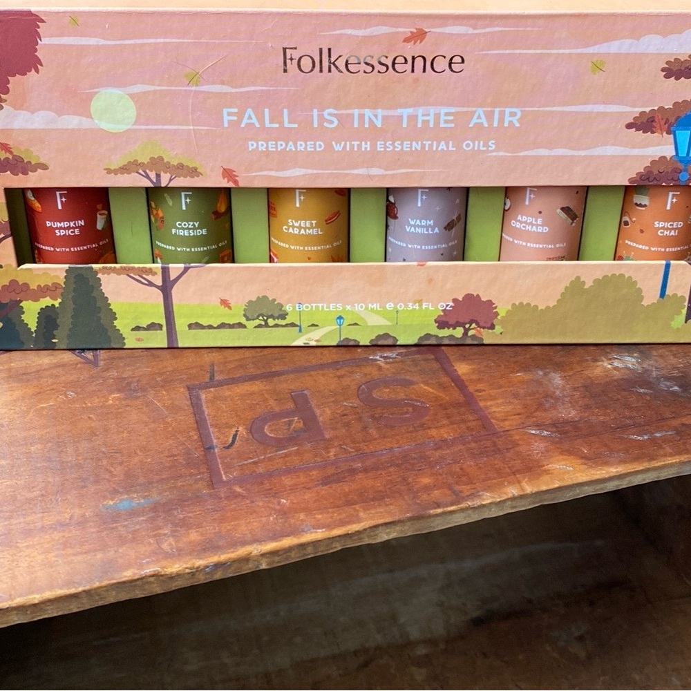 Folkessence - Fall Is In The Air. Room Defuser 6 Oils. - Picture 1 of 8